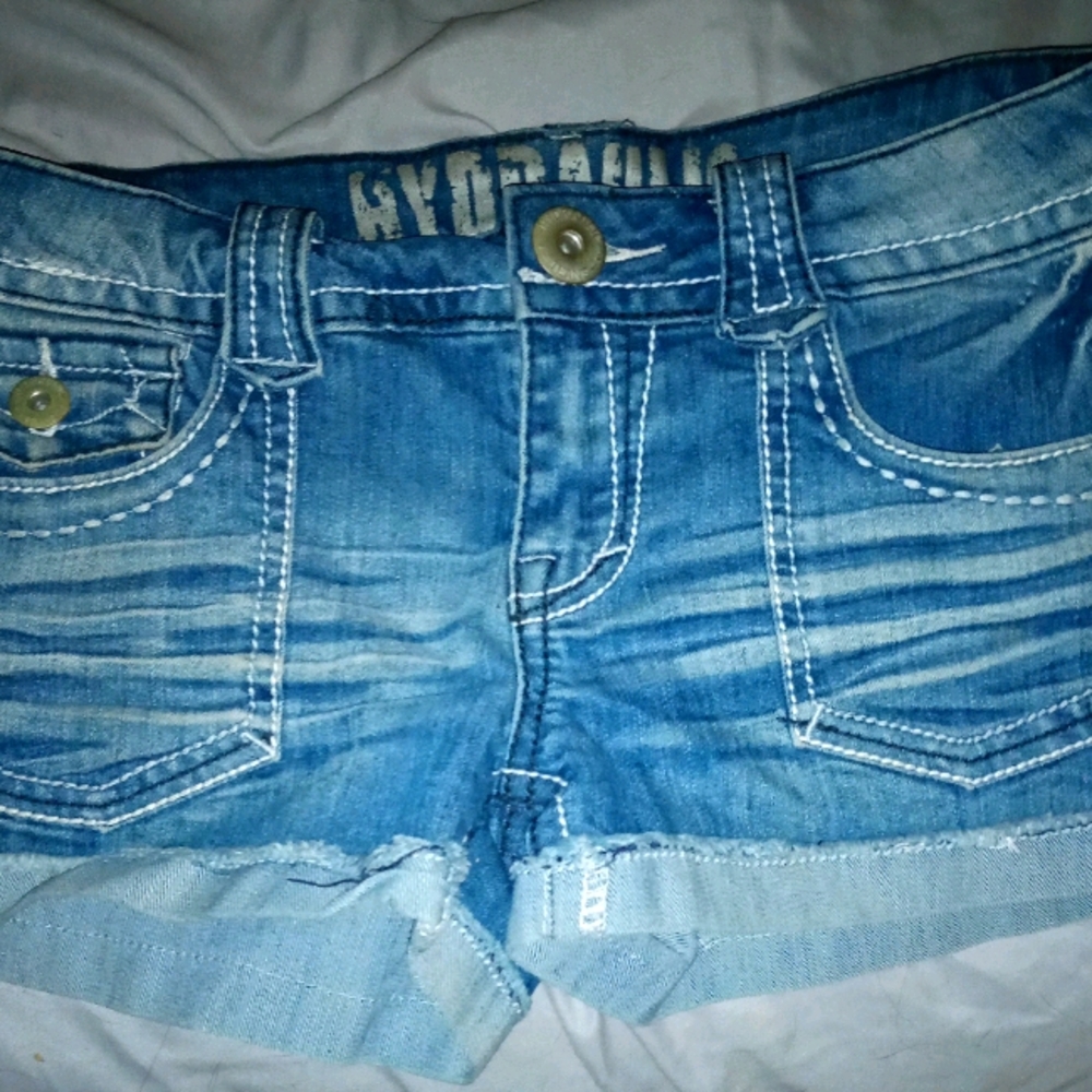 Jean short shorts